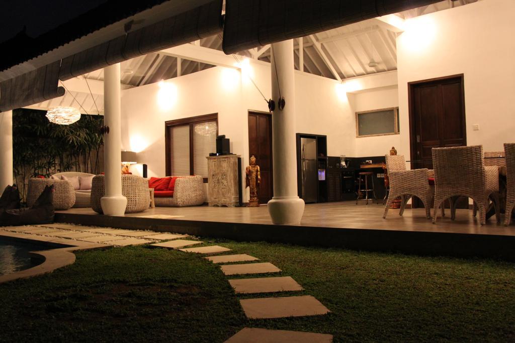 Villa Camelia Seminyak Exterior foto