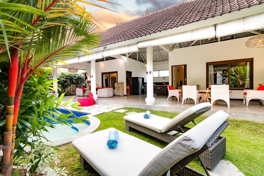 Villa Camelia Seminyak Exterior foto
