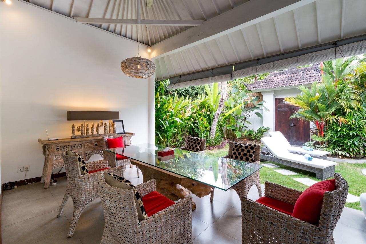 Villa Camelia Seminyak Exterior foto